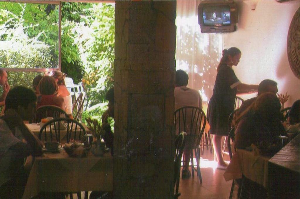Dino'S Hotel Villa Gesell Bagian luar foto